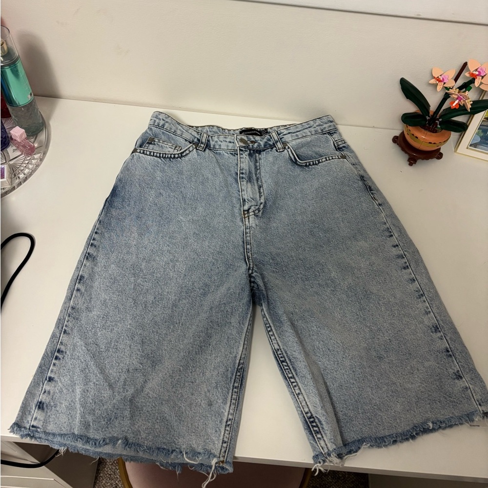 PrettyLittleThing Sky Blue Denim Shorts